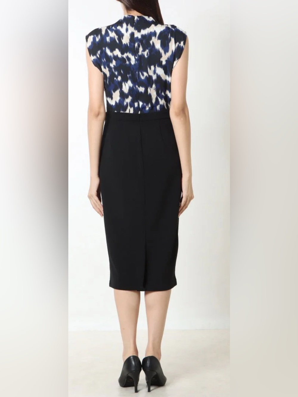NWT Tahari High Neck Blue and Black Pencil Dress - Picture 2 of 8